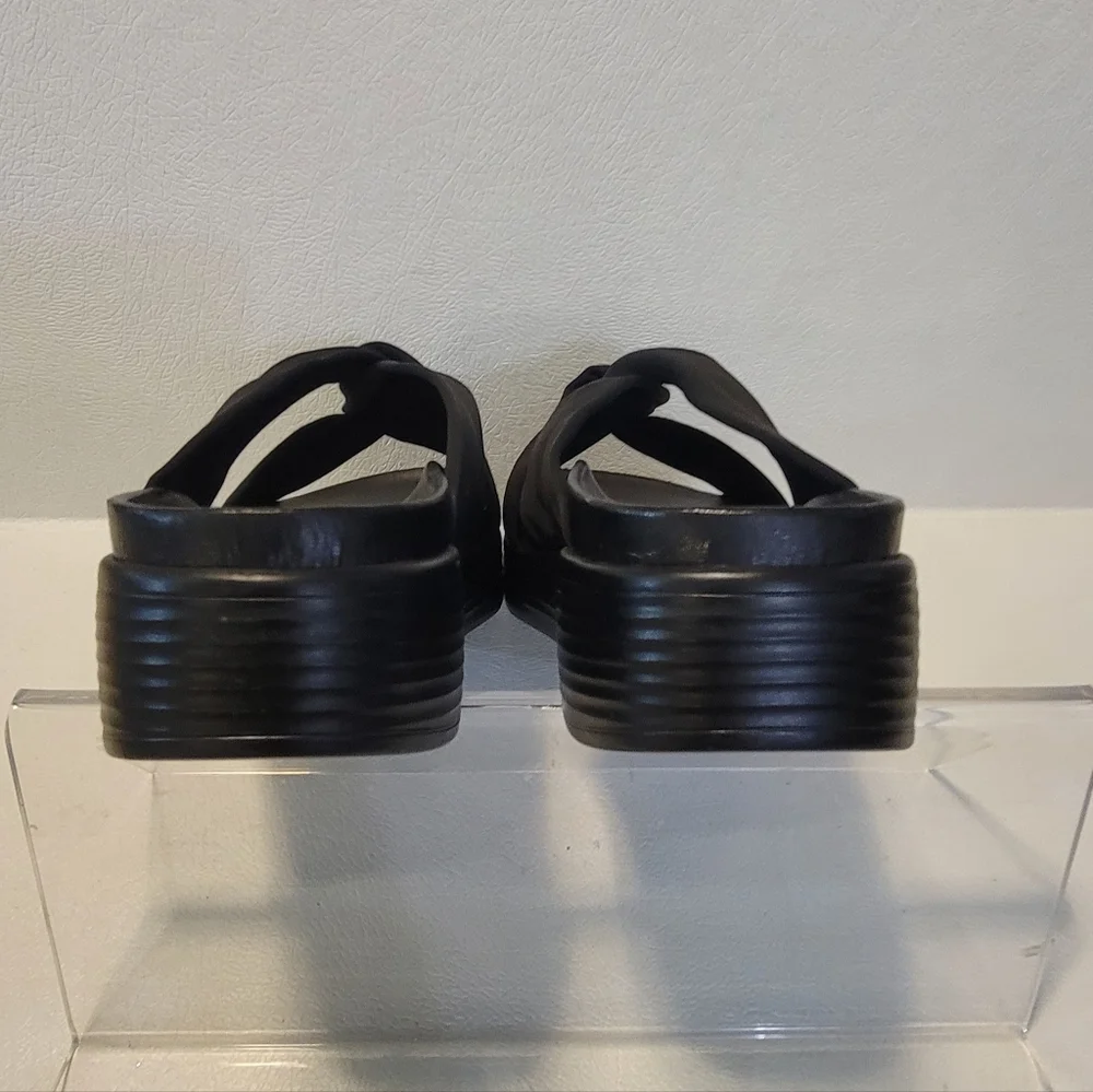 DONALD J PLINER FOLLEY BLACK LEATHER PLATFORM WEDGE WOMENS SLIP ON SANDALS - Picture 8 of 9